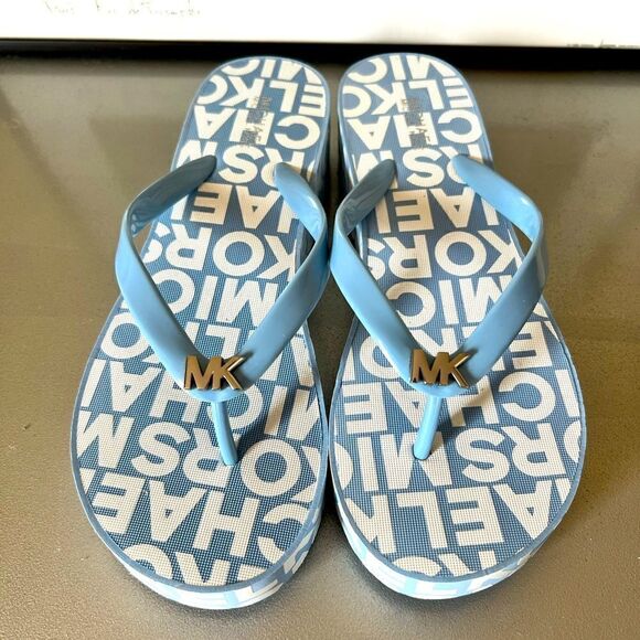 Michael Kors Platform Flip Flops‎ - Picture 1 of 12